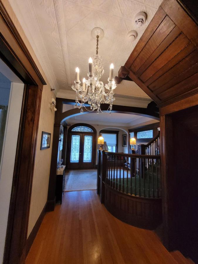 Ruby Manor Bed & Breakfast Gananoque Luaran gambar